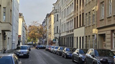 Bezugsfrei, Köln-Kalk, Ruhiglage, 2 Zi, 52 m², Sonnenterrasse, EBK, Privatverkauf.