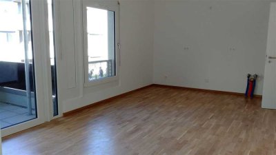 Moderne, helle 2-Zimmer-Wohnung mit gemütlicher Loggia