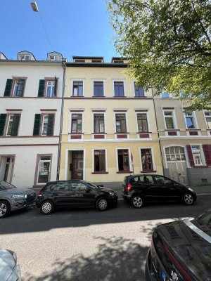 Top 4 Parteienhaus teilweise freigestellt in der Frankenstr.