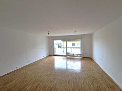 Renoviert und Einzugsbereit! Schicke Dreizimmerwohnung sucht nette Mieter