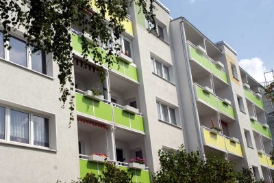 Familienfreundliche 3 Zimmer-Wohnung mit Blick ins Grüne!