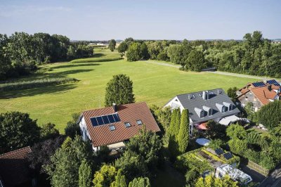 Attraktives Einfamilienhaus im Grünen mit Blick in die Natur und vielen Besonderheiten, ohne Makler