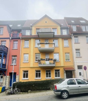 3-Raum Wohnung, Einbauküche, frisch renoviert