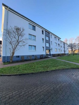 Helle 4-Zimmer-Whg. in Wilster zu vermieten // Etatsrätin-Doos-Str.12 // 25554 Wilster