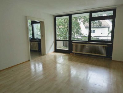 Gut geschnittene, helle 3-Zimmer-Wohnung in Kirchheim bei München!