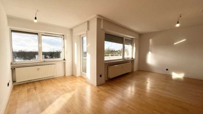 Penthouseartige 3-Zimmer-Wohnung in Refrath mit Domblick, Südterrasse & 2 Tiefgaragenstellplätzen!