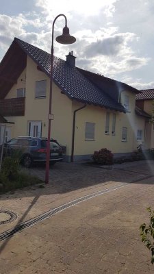 Einfamilienwohnhaus mit Einliegerwohnung