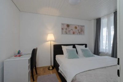 Neu Renoviertes 2 Zimmer Zimmer