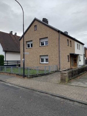 Saniertes Einfamilienhaus mit 136 qm Wohnfläche in ruhiger Lage!