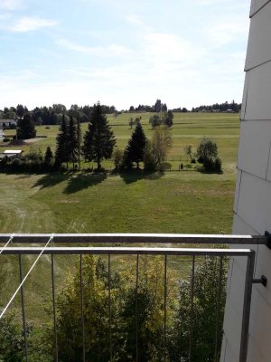 Schöne 3-Zimmer-Wohnung mit Balkon in Dobel