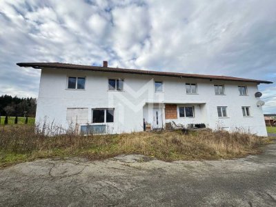 Sanierungsobjekt - Wohnhaus mit 4 Wohnungen am Fuße des Hohen Bogen