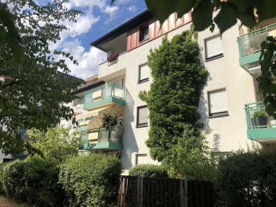 Moderne, helle, ruhige 2 ZKB+WC, Balkon, Fahrstuhl, TG, Plagwitz