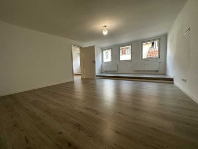 ++ Sanierte 3-Zimmer-Wohnung in der Esslinger Altstadt ++ Einbauküche ++ Altbau ++