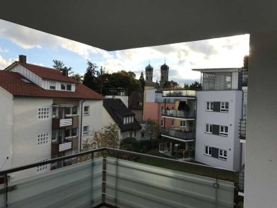 Ansprechende 3-Zimmer-Wohnung mit Balkon und EBK in Friedrichshafen