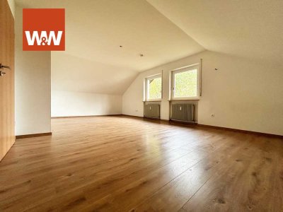 Ihr Start in die eigenen vier Wände.
1 Zimmer, 48 m². Modernes Bad, Stellplatz
und Schwarzwald-Bli