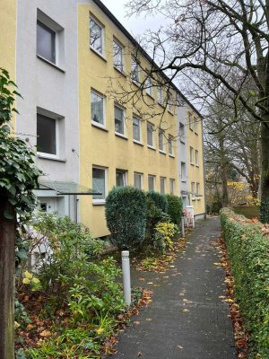 ***GUT GESCHNITTENE 2-ZIMMER-WOHNUNG MIT BALKON***