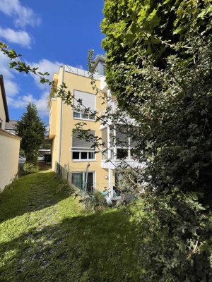 3-Zimmer Wohnung mit Terrasse, Einbauküche, Gartenanteil und Einzelgarage in Sindelfingen Mitte