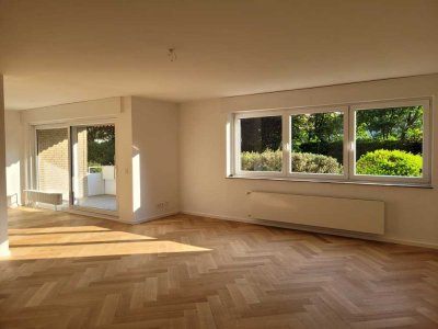 Luxuriöse Wohnung mit Balkon gegenüber der Bittermark (wohnen@august-kraemer.de; +49 176 10306428)