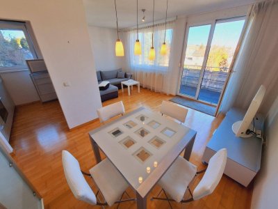 360 TOUR / Moderne 2-Zimmer-Balkon-Neubauwohnung mit Garagenplatz