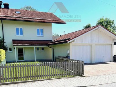 Helle DHH mit 2 Garagen und Bergblick! Zentral in Feldkirchen-Westerham