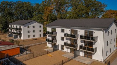 Erstbezug: ansprechende 3-Zimmer-Wohnung mit Balkon & Einbauküche in Unterdietfurt