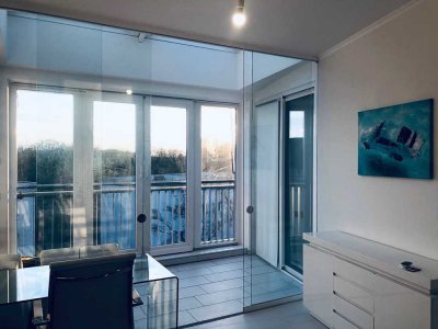 Lichtdurchflutetes 2,5-Zimmer-Penthouse in Charlottenburg Westend