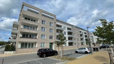 3 Zimmer-Wohnung mit Balkon, Loggia, TG- sowie Außentellplatz und gehobener Ausstattung