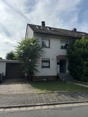 Modernes Einfamilienhaus in begehrter Lage mit Garage