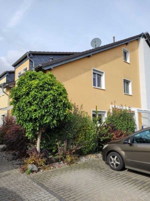 Attraktives und gepflegtes 4-Zimmer-Haus zur Miete in Mülheim-Kärlich