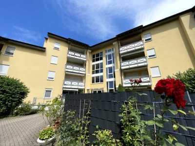 Attraktive 2-Zimmer-Wohnung mit Balkon in gepflegter Wohnanlage.