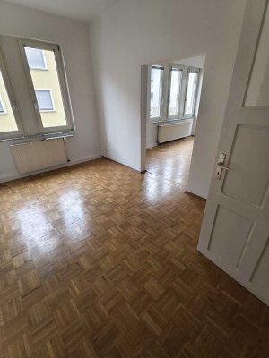 ** 3 Zimmer Wohnung im Brentanoviertel ** Stadtmitte