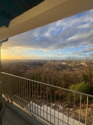 Schöne Terrassenwohnung am Hang von Heidelberg mit Blick auf Heidelberger Weststadt