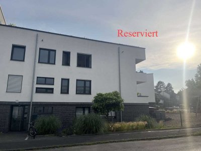 ***Reserviert***  Moderne 3-Zimmer-Terrassenwohnung – Hochwertig, in der Nähe der Uniklinik Gießen