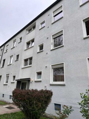 Freiwerdende 3-Zimmerwohnung mit sonnigem Balkon