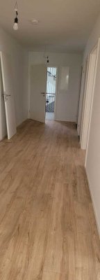 Sofort bezugsfrei! -  2-Zi.-EG-Wohnung mit Terrasse, Küchengutschein 4000€ inkl.