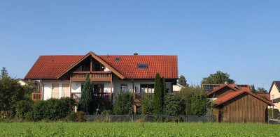 Helle 2-Raum-Wohnung mit Balkon und Einbauküche in Waging am See