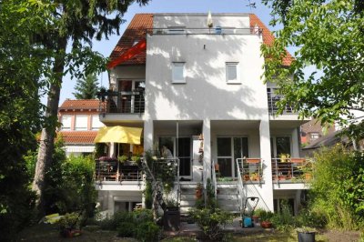 Exklusive 3,5-Zimmer-Maisonette-Wohnung mit Balkon und Einbauküche in MA-Wallstadt