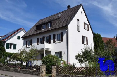 Charmantes, voll vermietetes 3-Familienhaus in toller Lage