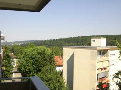 2,5 Zimmerwohnung in Pfhm.-Stadtteil-Eutingen mit Balkon