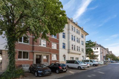 GOLZHEIM - Hochwertig sanierte Eigentumswohnung in ruhiger Lage mit Balkon!