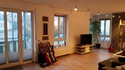 Gepflegte 2-Zimmerwohnung mit Balkon und Einbauküche in Bielefeld-Schildesche