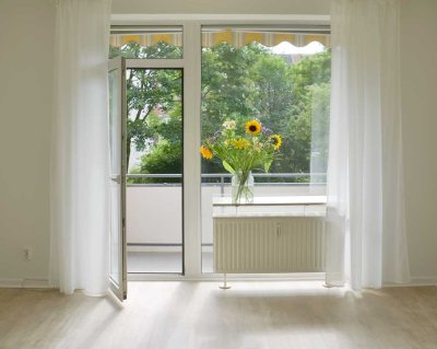 Offene Besichtigung 23.11. 12:30-14.30 Uhr: Alsternahe 3,5-Zi.-Whg. mit SW-Balkon in Borgfelde