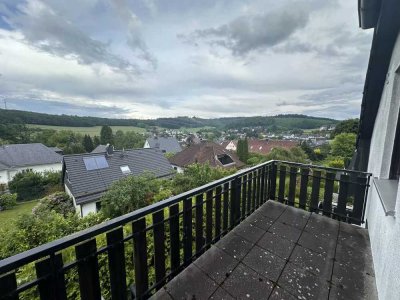 Freundliche 2-Zimmer-Wohnung mit Einbauküche und herrlichen Blick in Hemer-Ihmert