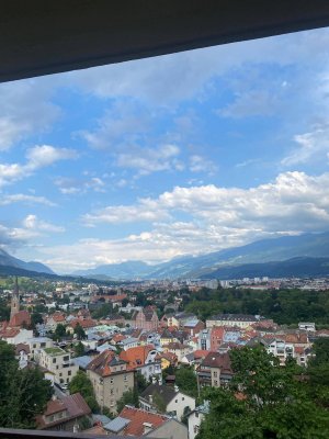 Zentrale garconniere über den Dächern von Innsbruck