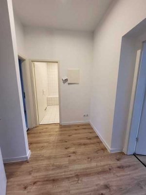 2-Raum-Wohnung mit EBK + Lift