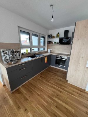 Erstklassige und exklusive 3,5 Zimmer Wohnung zu vermieten! Neubau aus 2022