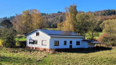 Freistehendes Einfamilienhaus in sehr ruhiger Ortsrandlage