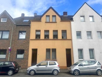 PROVISIONSFREI - Großzügiges Einfamilienhaus mit Garten und viel Potential in Neuss-Holzheim