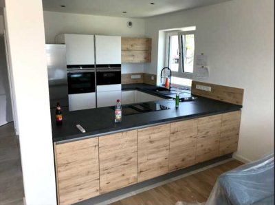 Geräumige & moderne 3-Zimmer-Wohnung mit 2 Garagen zur Miete in Ampfing