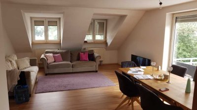 Geräumige 2,5 Zimmer-Wohnung mit Einbauküche in Ingolstadt (Süden)